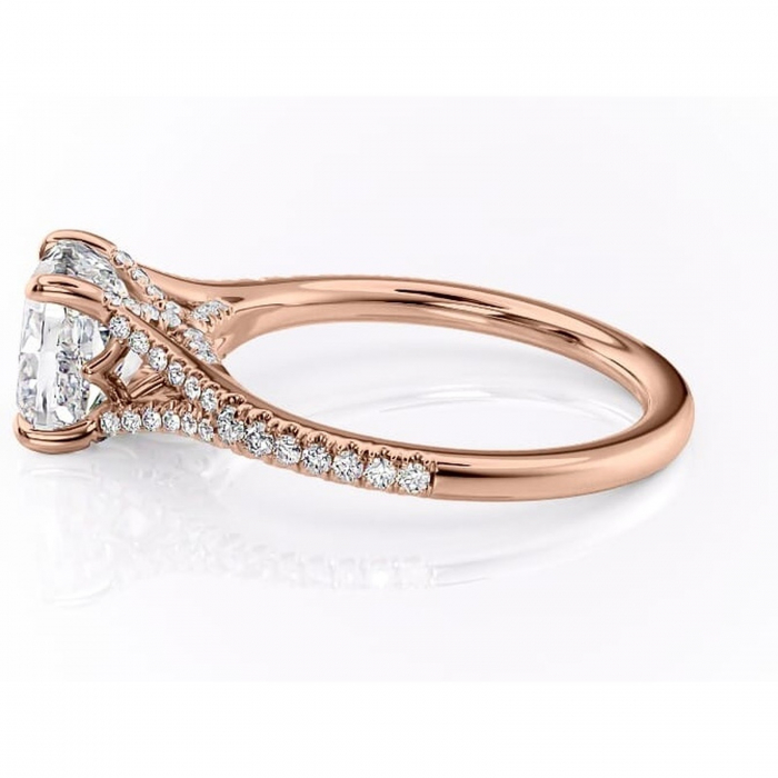 Inel de logodnă Skye din aur Rose 14kt cu moissanite tăietură pernă – Montură pavé rafinată pentru profil înalt | Personalizează și configurează gratuit online [6]