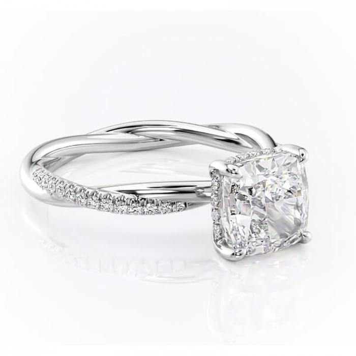 Inel de logodnă Sorrel din aur Alb 18kt cu moissanite tăietură pernă – Montură pavé rafinată pentru profil înalt | Personalizează și configurează gratuit online [1]