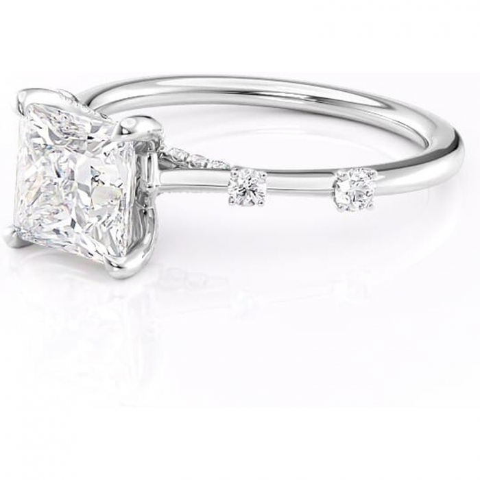 Inel de logodnă Talia din aur Alb 14kt cu moissanite tăietură princess – Pietre laterale rafinată pentru profil înalt | Personalizează și configurează gratuit online [7]