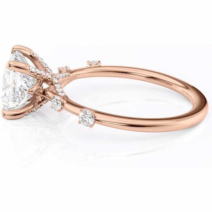 Inel de logodnă Talia din aur Rose 18kt cu moissanite tăietură princess – Pietre laterale rafinată pentru profil înalt | Personalizează și configurează gratuit online [6]