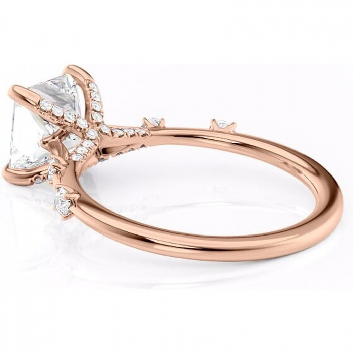 Inel de logodnă Talia din aur Rose 18kt cu moissanite tăietură princess – Pietre laterale rafinată pentru profil înalt | Personalizează și configurează gratuit online [5]