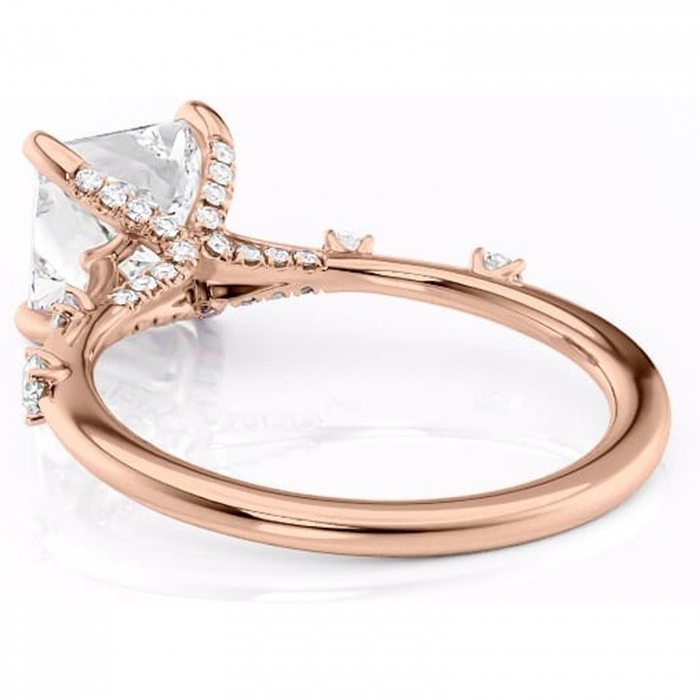 Inel de logodnă Talia din aur Rose 18kt cu moissanite tăietură princess – Pietre laterale rafinată pentru profil înalt | Personalizează și configurează gratuit online [4]