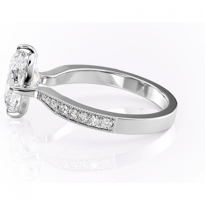 Inel de logodnă Thalia din aur Alb 14kt cu moissanite tăietură ovală – Montură pavé rafinată pentru profil mediu | Personalizează și configurează gratuit online [6]