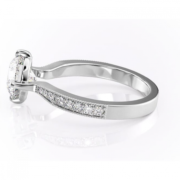 Inel de logodnă Thalia din aur Alb 14kt cu moissanite tăietură rotundă – Montură pavé rafinată pentru profil mediu | Personalizează și configurează gratuit online [6]