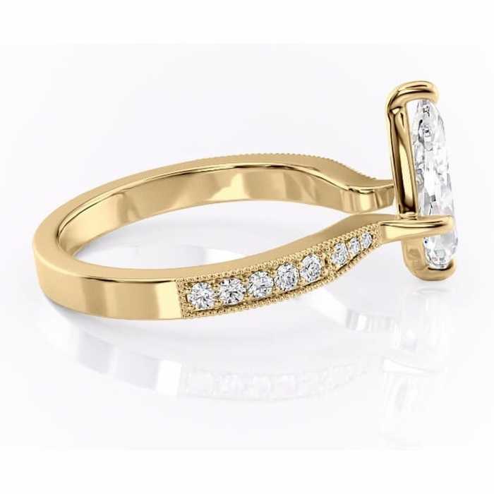 Inel de logodnă Thalia din aur Galben 14kt cu moissanite tăietură pară – Montură pavé rafinată pentru profil mediu | Personalizează și configurează gratuit online [2]