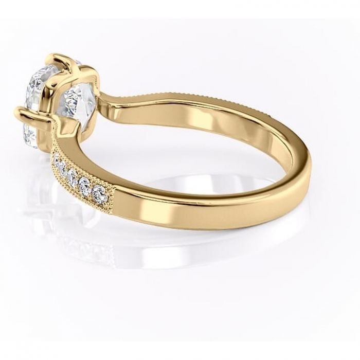 Inel de logodnă Thalia din aur Galben 18kt cu moissanite tăietură pernă – Montură pavé rafinată pentru profil mediu | Personalizează și configurează gratuit online [5]
