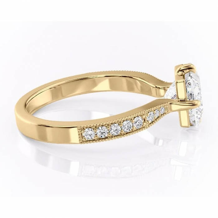 Inel de logodnă Thalia din aur Galben 14kt cu moissanite tăietură princess – Montură pavé rafinată pentru profil mediu | Personalizează și configurează gratuit online [2]