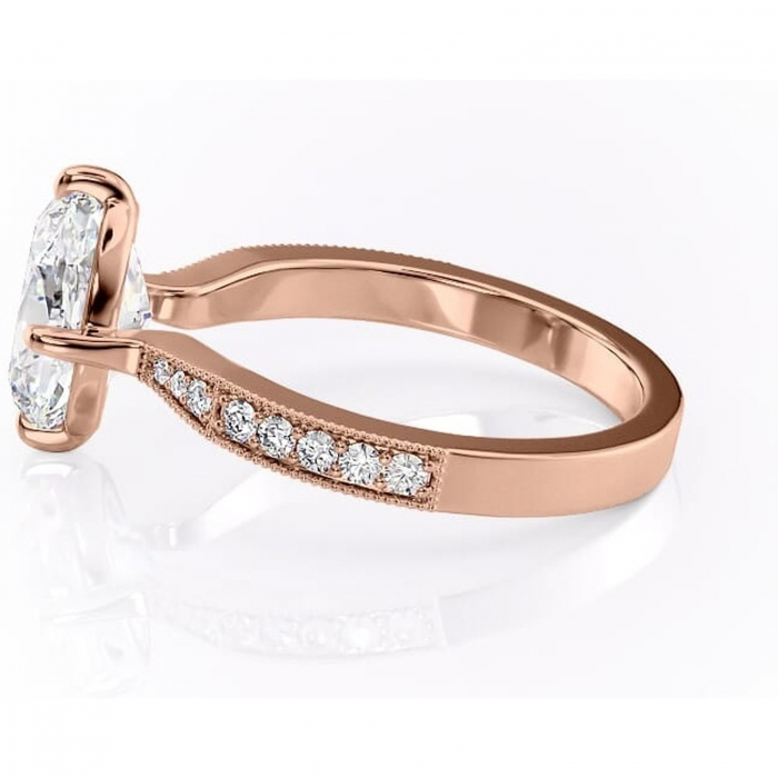 Inel de logodnă Thalia din aur Rose 14kt cu moissanite tăietură ovală – Montură pavé rafinată pentru profil mediu | Personalizează și configurează gratuit online [6]