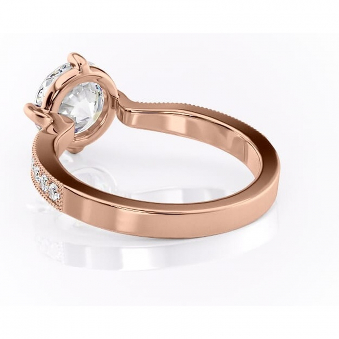 Inel de logodnă Thalia din aur Rose 14kt cu moissanite tăietură rotundă – Montură pavé rafinată pentru profil mediu | Personalizează și configurează gratuit online [4]