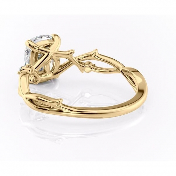 Inel de logodnă Thalina din aur Galben 14kt cu moissanite tăietură pernă – Solitar rafinată pentru profil mediu | Personalizează și configurează gratuit online [4]