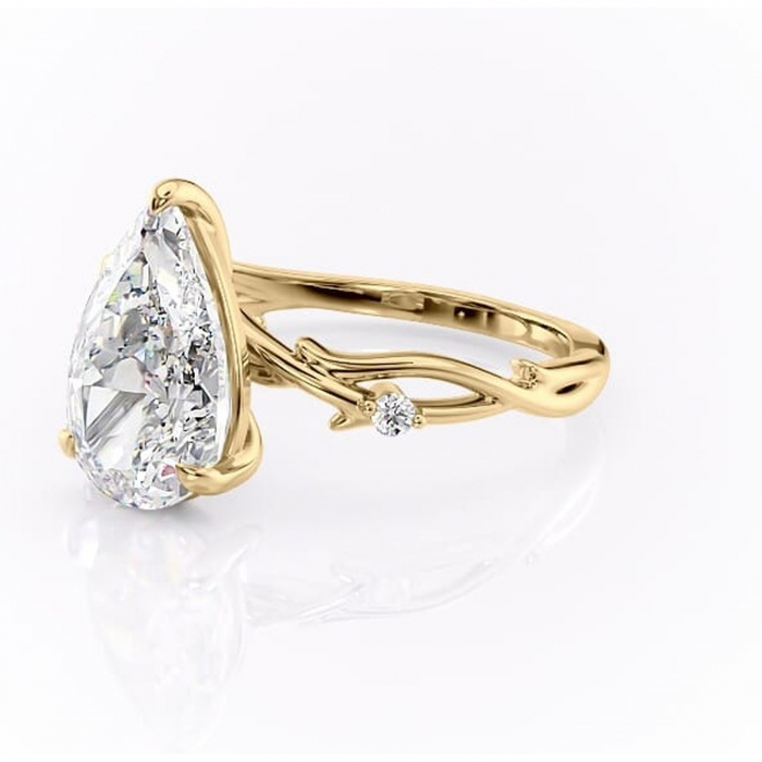 Inel de logodnă Thalina din aur Galben 18kt cu moissanite tăietură pară – Solitar rafinată pentru profil mediu | Personalizează și configurează gratuit online [7]