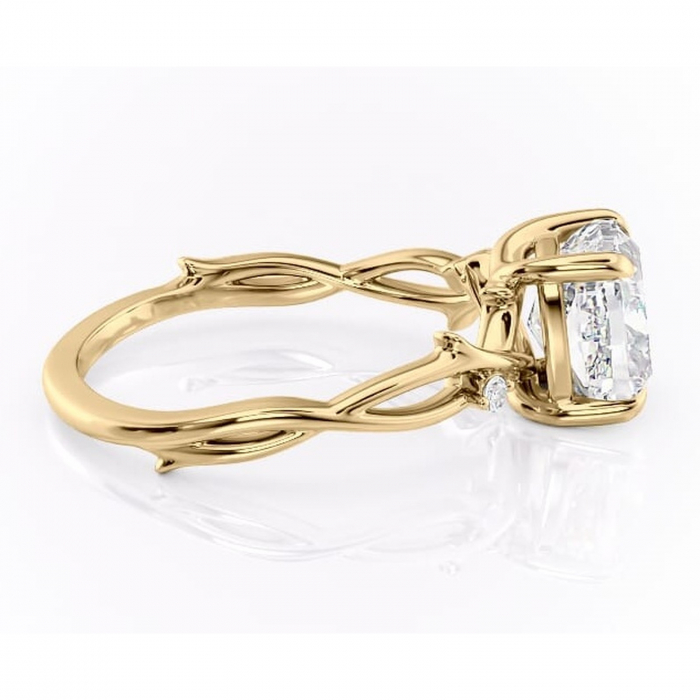 Inel de logodnă Thalina din aur Galben 18kt cu moissanite tăietură pernă – Solitar rafinată pentru profil mediu | Personalizează și configurează gratuit online [2]