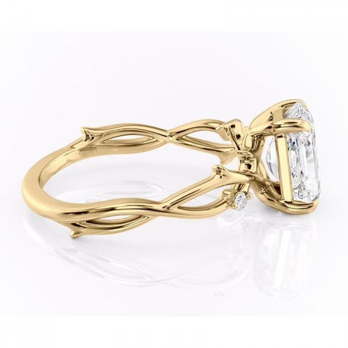 Inel de logodnă Thalina din aur Galben 14kt cu moissanite tăietură radiantă – Solitar rafinată pentru profil mediu | Personalizează și configurează gratuit online [2]