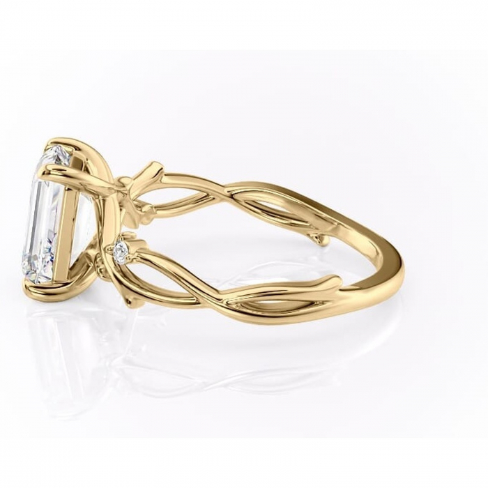 Inel de logodnă Thalina din aur Galben 14kt cu moissanite tăietură smarald – Solitar rafinată pentru profil mediu | Personalizează și configurează gratuit online [6]