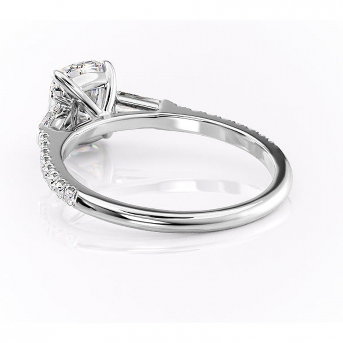 Inel de logodnă Theodora din aur Alb 14kt cu moissanite tăietură asscher – Montură cu trei pietre rafinată pentru profil înalt | Personalizează și configurează gratuit online [4]