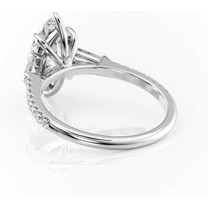 Inel de logodnă Theodora din aur Alb 14kt cu moissanite tăietură marquise – Montură cu trei pietre rafinată pentru profil înalt | Personalizează și configurează gratuit online [4]