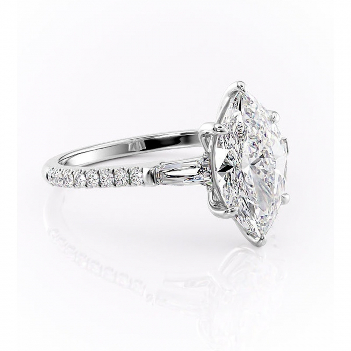Inel de logodnă Theodora din aur Alb 14kt cu moissanite tăietură marquise – Montură cu trei pietre rafinată pentru profil înalt | Personalizează și configurează gratuit online [1]