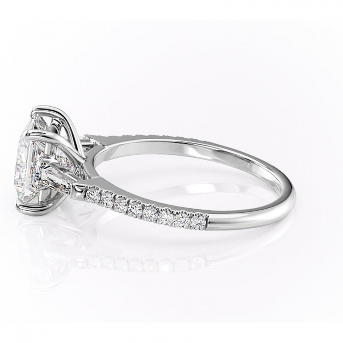 Inel de logodnă Theodora din aur Alb 14kt cu moissanite tăietură princess – Montură cu trei pietre rafinată pentru profil înalt | Personalizează și configurează gratuit online [6]