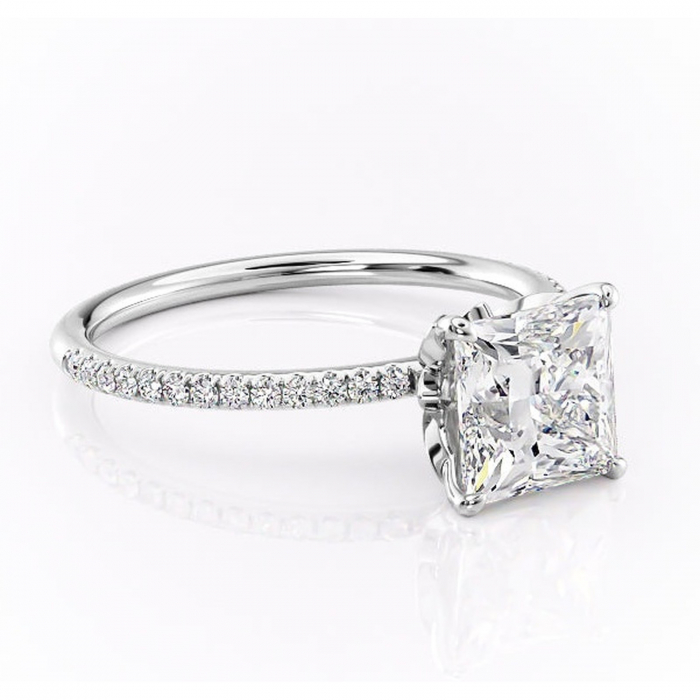Inel de logodnă Topaz din aur Alb 14kt cu moissanite tăietură princess – Montură pavé rafinată pentru profil înalt | Personalizează și configurează gratuit online [1]