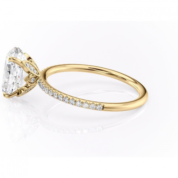 Inel de logodnă Topaz din aur Galben 14kt cu moissanite tăietură ovală – Montură pavé rafinată pentru profil înalt | Personalizează și configurează gratuit online [6]