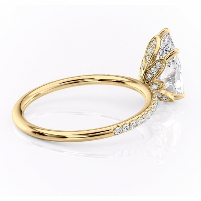 Inel de logodnă Topaz din aur Galben 14kt cu moissanite tăietură pară – Montură pavé rafinată pentru profil înalt | Personalizează și configurează gratuit online [3]
