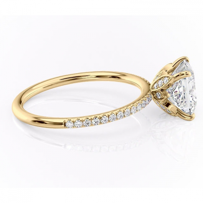 Inel de logodnă Topaz din aur Galben 14kt cu moissanite tăietură princess – Montură pavé rafinată pentru profil înalt | Personalizează și configurează gratuit online [2]