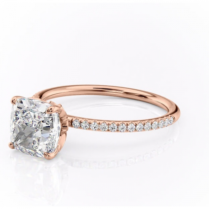 Inel de logodnă Topaz din aur Rose 18kt cu moissanite tăietură pernă – Montură pavé rafinată pentru profil înalt | Personalizează și configurează gratuit online [7]