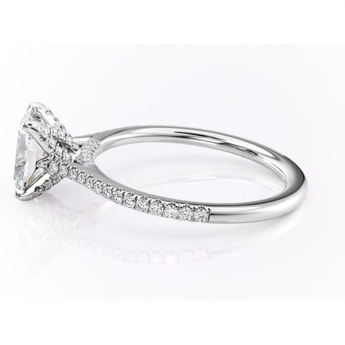 Inel de logodnă Tove din aur Alb 14kt cu moissanite tăietură pernă – Montură pavé rafinată pentru profil înalt | Personalizează și configurează gratuit online [6]