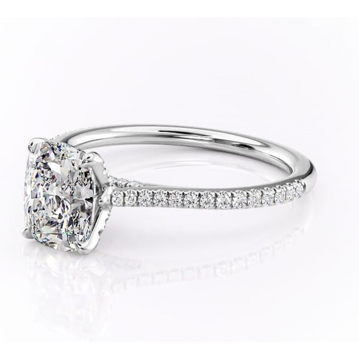 Inel de logodnă Tove din aur Alb 14kt cu moissanite tăietură pernă – Montură pavé rafinată pentru profil înalt | Personalizează și configurează gratuit online [7]