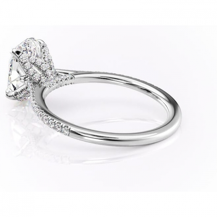 Inel de logodnă Tove din aur Alb 14kt cu moissanite tăietură ovală – Montură pavé rafinată pentru profil înalt | Personalizează și configurează gratuit online [5]