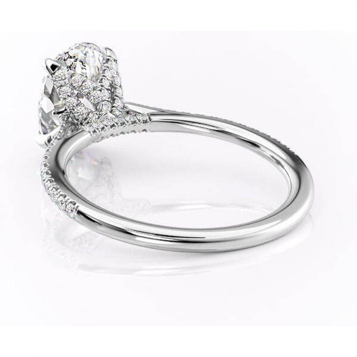 Inel de logodnă Tove din aur Alb 14kt cu moissanite tăietură ovală – Montură pavé rafinată pentru profil înalt | Personalizează și configurează gratuit online [4]