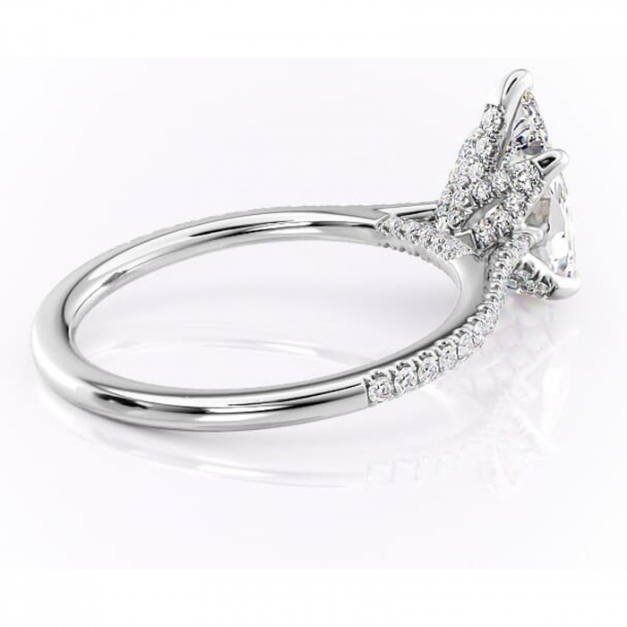 Inel de logodnă Tove din aur Alb 14kt cu moissanite tăietură pară – Montură pavé rafinată pentru profil înalt | Personalizează și configurează gratuit online [3]