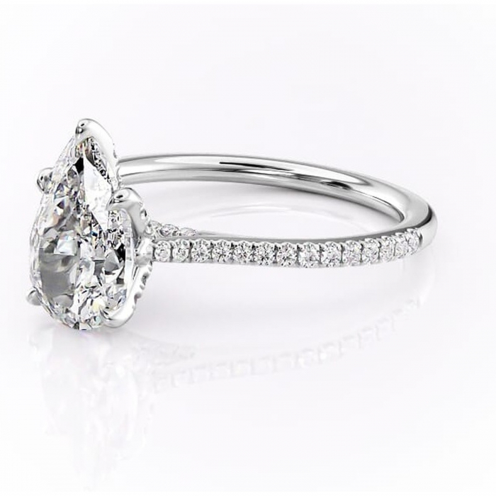 Inel de logodnă Tove din aur Alb 14kt cu moissanite tăietură pară – Montură pavé rafinată pentru profil înalt | Personalizează și configurează gratuit online [7]