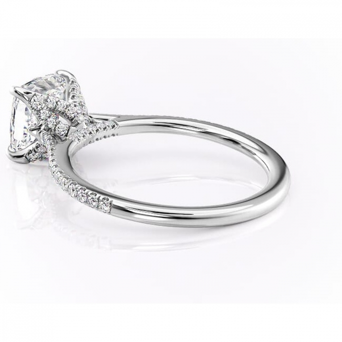 Inel de logodnă Tove din aur Alb 14kt cu moissanite tăietură pernă – Montură pavé rafinată pentru profil înalt | Personalizează și configurează gratuit online [5]