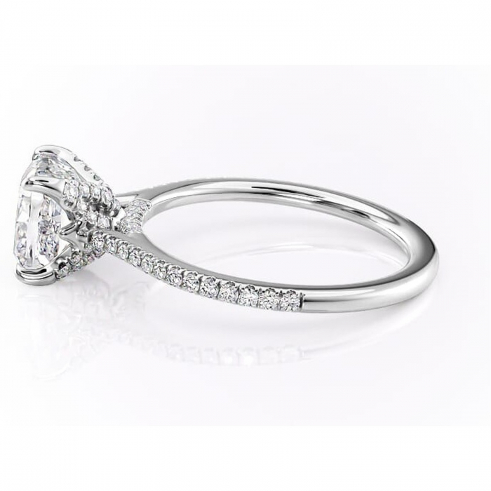 Inel de logodnă Tove din aur Alb 14kt cu moissanite tăietură pernă – Montură pavé rafinată pentru profil înalt | Personalizează și configurează gratuit online [6]