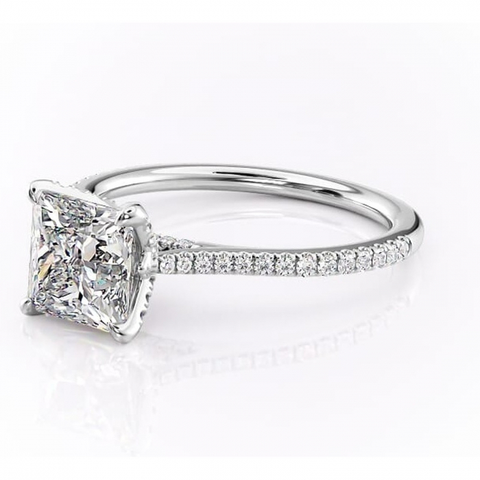 Inel de logodnă Tove din aur Alb 14kt cu moissanite tăietură princess – Montură pavé rafinată pentru profil înalt | Personalizează și configurează gratuit online [7]