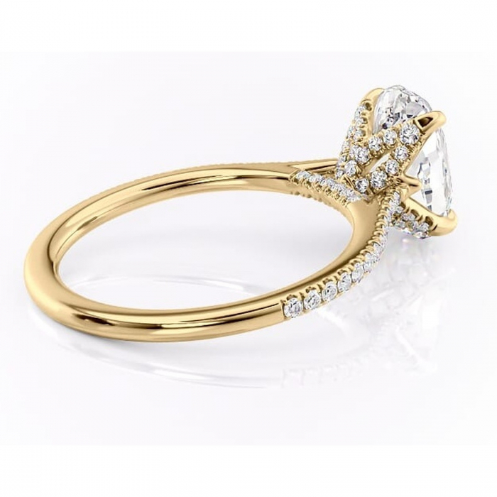Inel de logodnă Tove din aur Galben 18kt cu moissanite tăietură ovală – Montură pavé rafinată pentru profil înalt | Personalizează și configurează gratuit online [3]