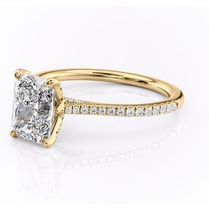 Inel de logodnă Tove din aur Galben 14kt cu moissanite tăietură radiantă – Montură pavé rafinată pentru profil înalt | Personalizează și configurează gratuit online [7]