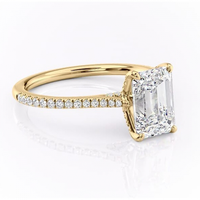 Inel de logodnă Tove din aur Galben 14kt cu moissanite tăietură smarald – Montură pavé rafinată pentru profil înalt | Personalizează și configurează gratuit online [1]