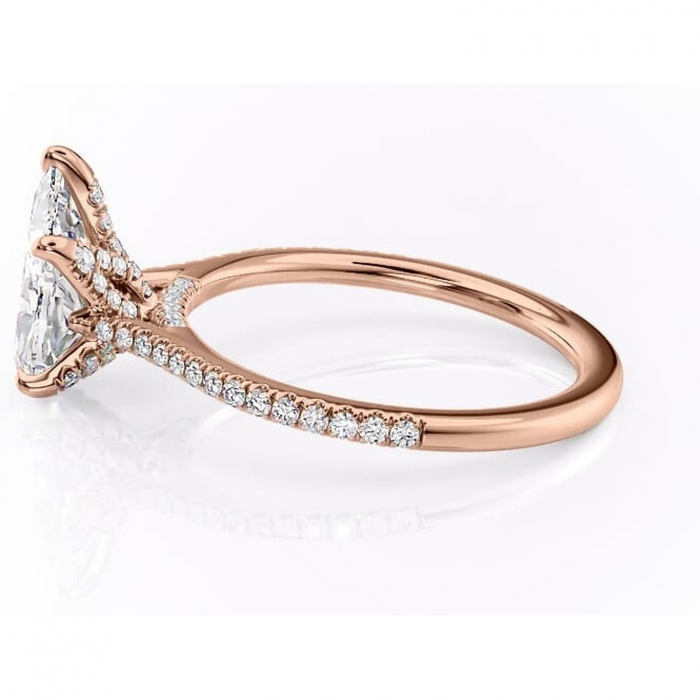 Inel de logodnă Tove din aur Rose 18kt cu moissanite tăietură pară – Montură pavé rafinată pentru profil înalt | Personalizează și configurează gratuit online [6]
