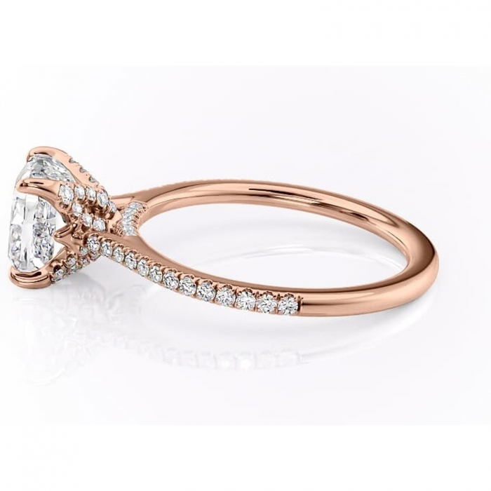 Inel de logodnă Tove din aur Rose 14kt cu moissanite tăietură pernă – Montură pavé rafinată pentru profil înalt | Personalizează și configurează gratuit online [6]