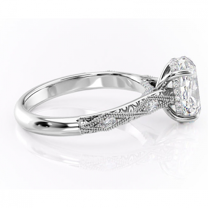 Inel de logodnă Vespera din aur Alb 14kt cu moissanite tăietură ovală – Pietre laterale rafinată pentru profil înalt | Personalizează și configurează gratuit online [2]