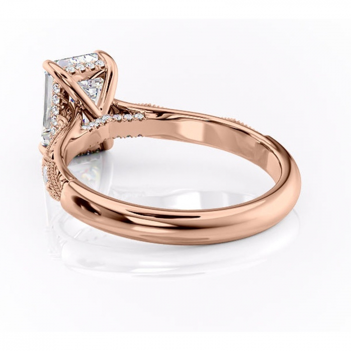 Inel de logodnă Vespera din aur Rose 18kt cu moissanite tăietură smarald – Pietre laterale rafinată pentru profil înalt | Personalizează și configurează gratuit online [4]