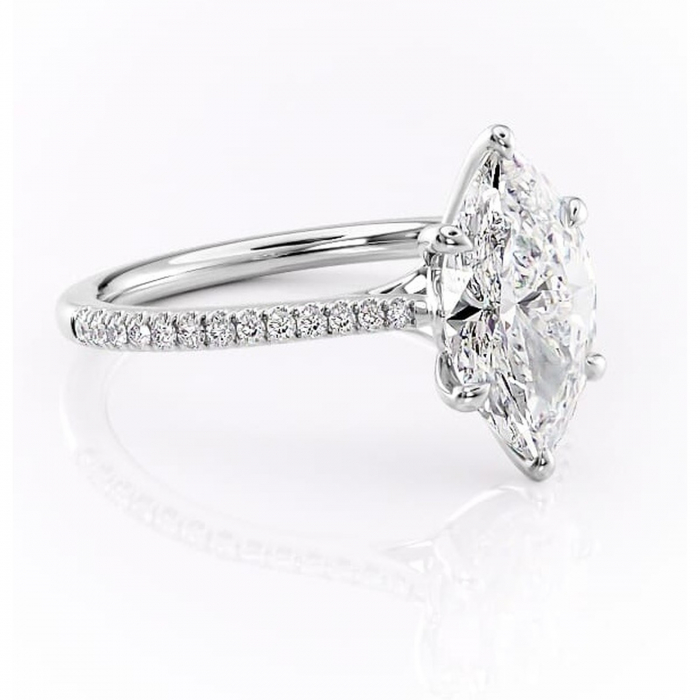 Inel de logodnă Victoria din aur Alb 14kt cu moissanite tăietură marquise – Montură pavé rafinată pentru profil mediu | Personalizează și configurează gratuit online [1]