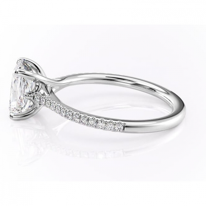 Inel de logodnă Victoria din aur Alb 14kt cu moissanite tăietură radiantă – Montură pavé rafinată pentru profil mediu | Personalizează și configurează gratuit online [6]