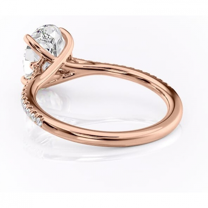 Inel de logodnă Victoria din aur Rose 14kt cu moissanite tăietură ovală – Montură pavé rafinată pentru profil mediu | Personalizează și configurează gratuit online [4]