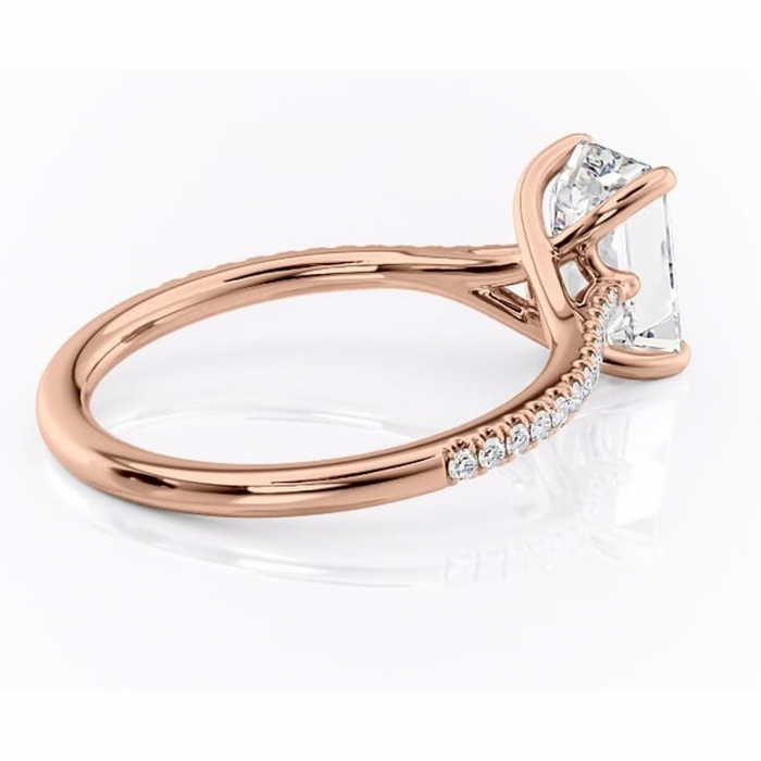 Inel de logodnă Victoria din aur Rose 14kt cu moissanite tăietură smarald – Montură pavé rafinată pentru profil mediu | Personalizează și configurează gratuit online [3]