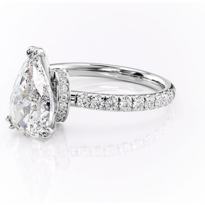 Inel de logodnă Vivienne din aur Alb 14kt cu moissanite tăietură pară – Montură pavé rafinată pentru profil înalt | Personalizează și configurează gratuit online [7]