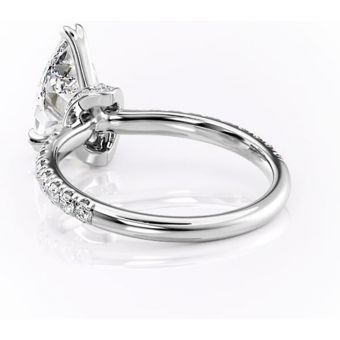 Inel de logodnă Vivienne din aur Alb 14kt cu moissanite tăietură pară – Montură pavé rafinată pentru profil înalt | Personalizează și configurează gratuit online [4]