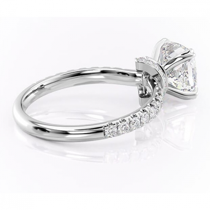 Inel de logodnă Vivienne din aur Alb 14kt cu moissanite tăietură pernă – Montură pavé rafinată pentru profil înalt | Personalizează și configurează gratuit online [3]